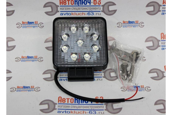 Дополнительная квадратная LED фара CZH-27W-B (S) дальний свет